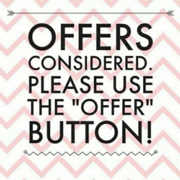 *CLOSET CLEANOUT - MAKE ME AN OFFER* - Picture 1 of 1